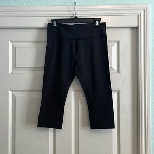 LULULEMON CROPPED LEGGINGS